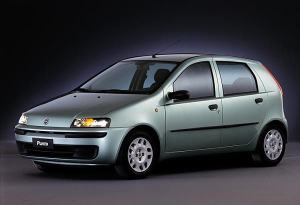 Fiat Punto II (1999-2010) - caja de fusibles y relés