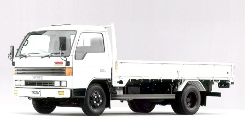 Mazda Titan (1989-2000) - caja de fusibles y relés