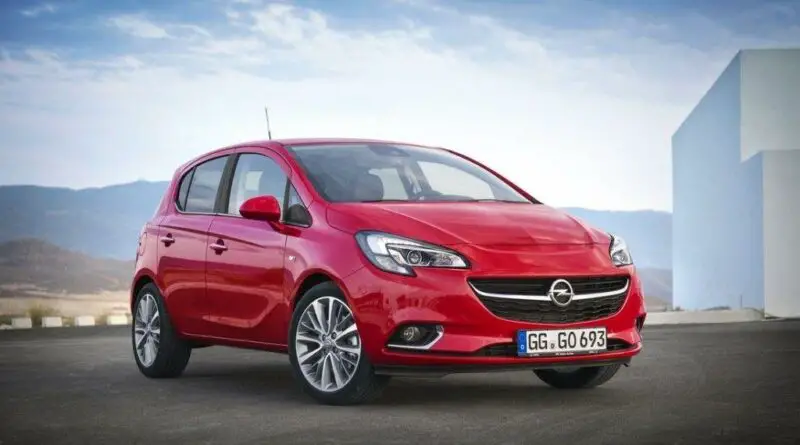 Opel Corsa E (2018-2019) - caja de fusibles y relés