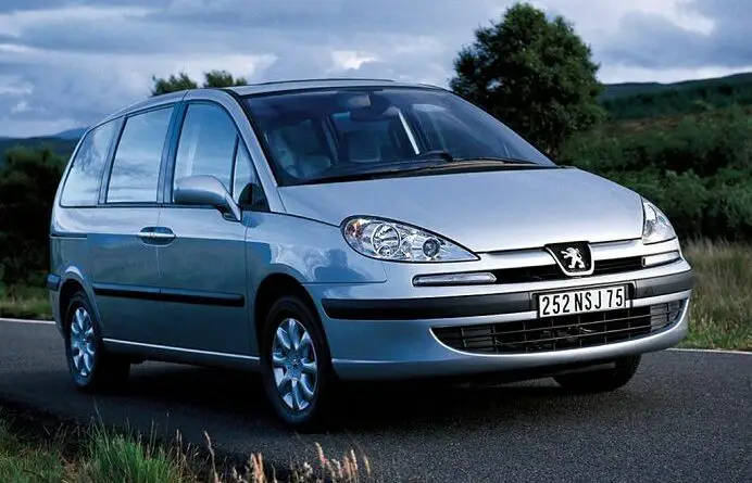 Peugeot 807 (2005) - caja de fusibles y relés