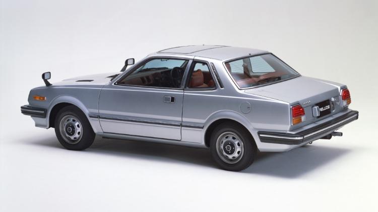 Honda Prelude (1982-1987) - caja de fusibles y relés