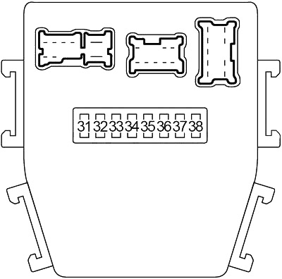 Infiniti Q45 (2002-2006) - caja de fusibles y relés