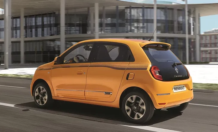 Renault Twingo III (2019-2021) - caja de fusibles y relés