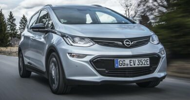 Opel Ampera-E (2016-2022) - caja de fusibles y relés