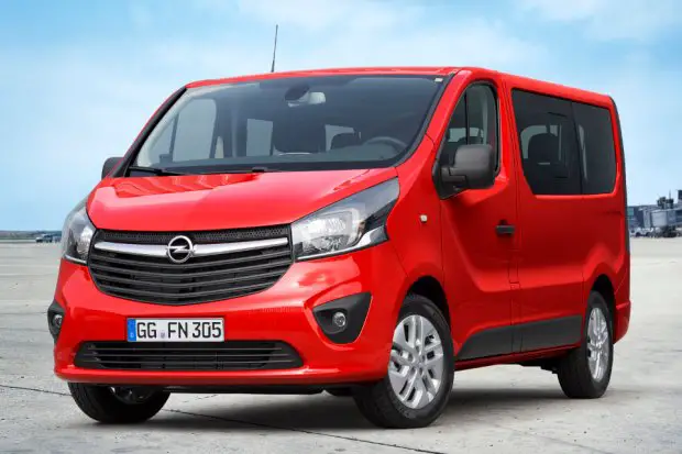 Opel Vivaro (2014-2018) - Caja de fusibles