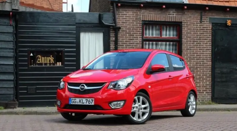 Opel KARL (2015-2019...) - Caja de fusibles