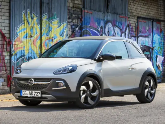 Opel Adam (2012-2014) - Caja de fusibles