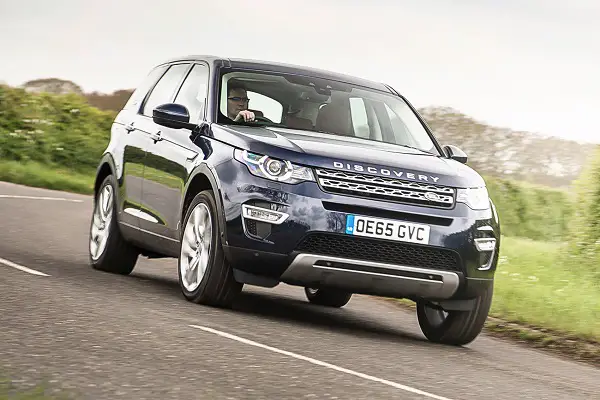 Land Rover Discovery Sport (2015-2019...) - caja de fusibles