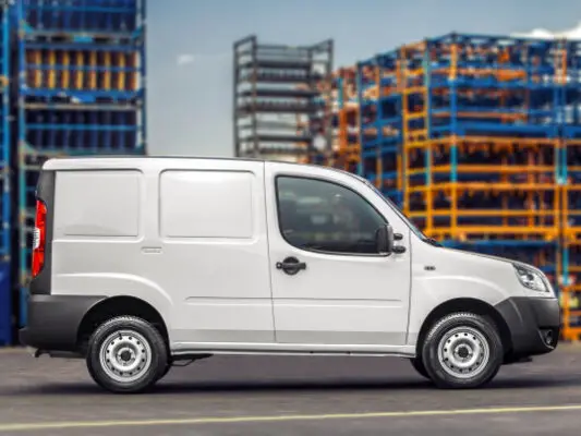 Fiat Doblo Combi/Cargo (2014-2016) – caixa de fusíveis